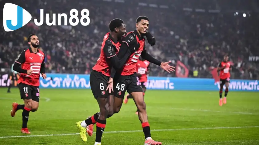 Đội khách Rennes được dự đoán sẽ chiến thắng để cạnh tranh top 4.